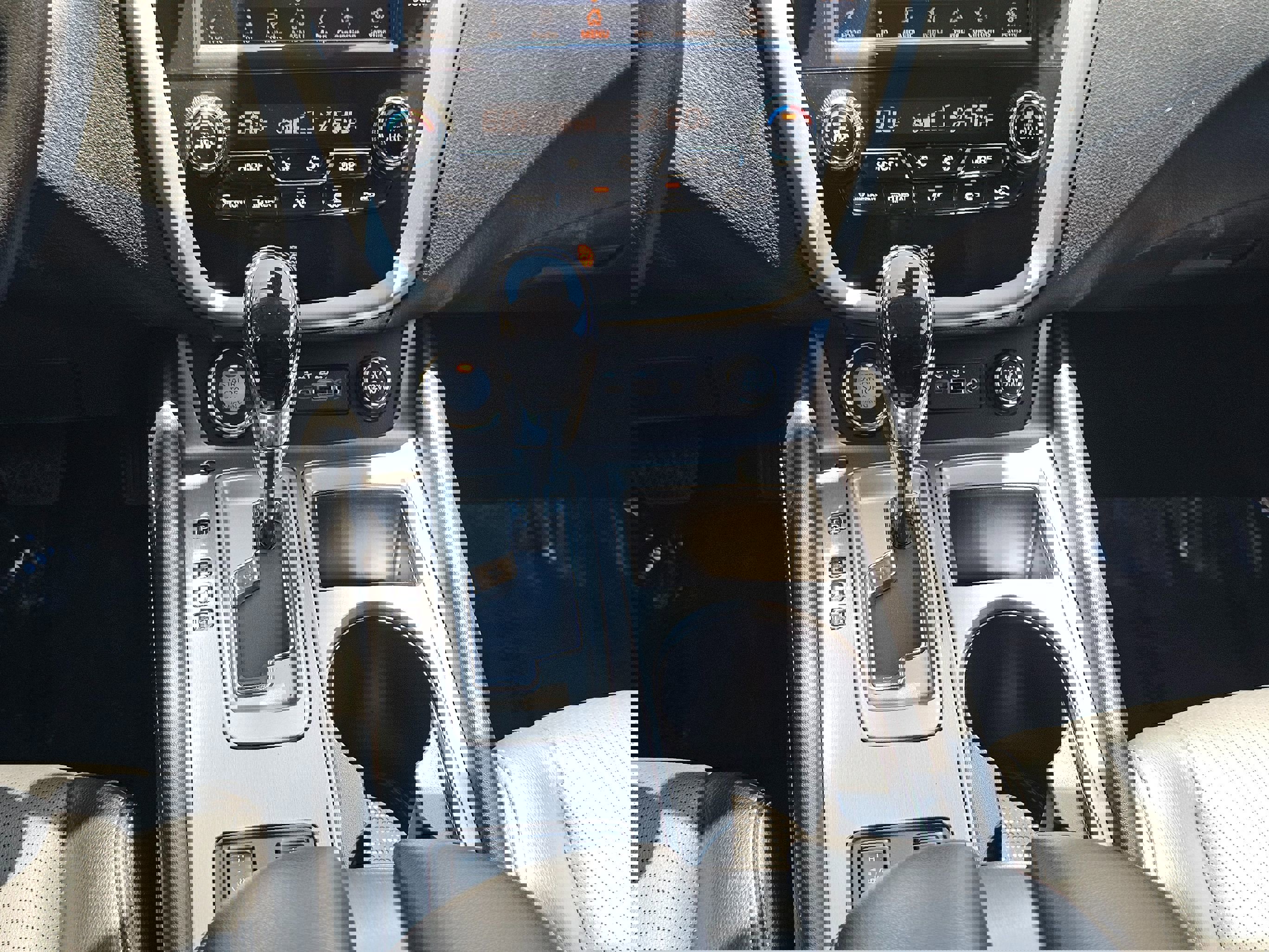 Used 2024 Nissan Murano SL w/ Cargo Package image 28