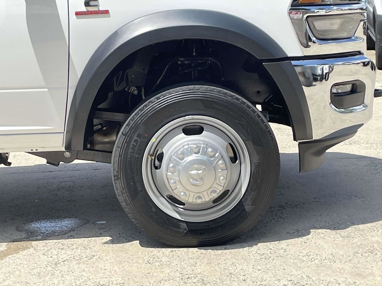 New 2025 RAM 4500 Tradesman w/ Chrome Appearance Group AWD/4WD image 38