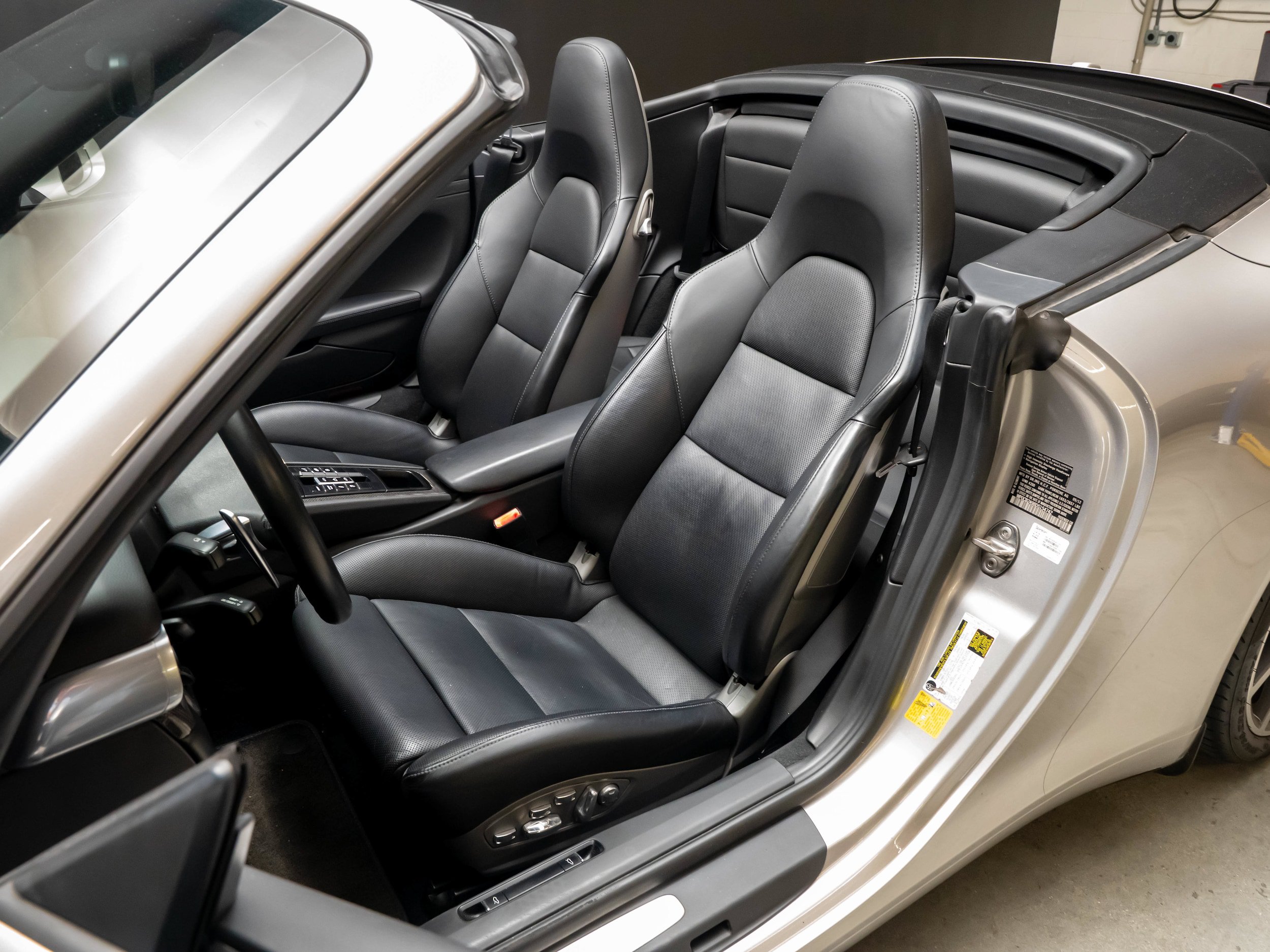 Used 2013 Porsche 911 Carrera S RWD image 5