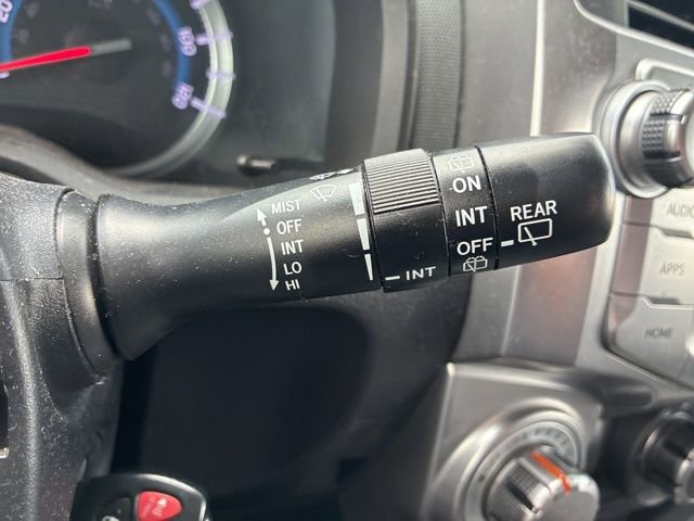 Used 2016 Toyota 4Runner SR5 AWD/4WD image 25