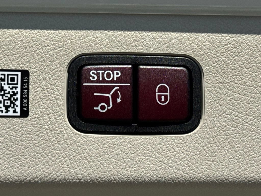 New 2026 Mercedes-Benz EQS 450+ 4MATIC Sedan image 19