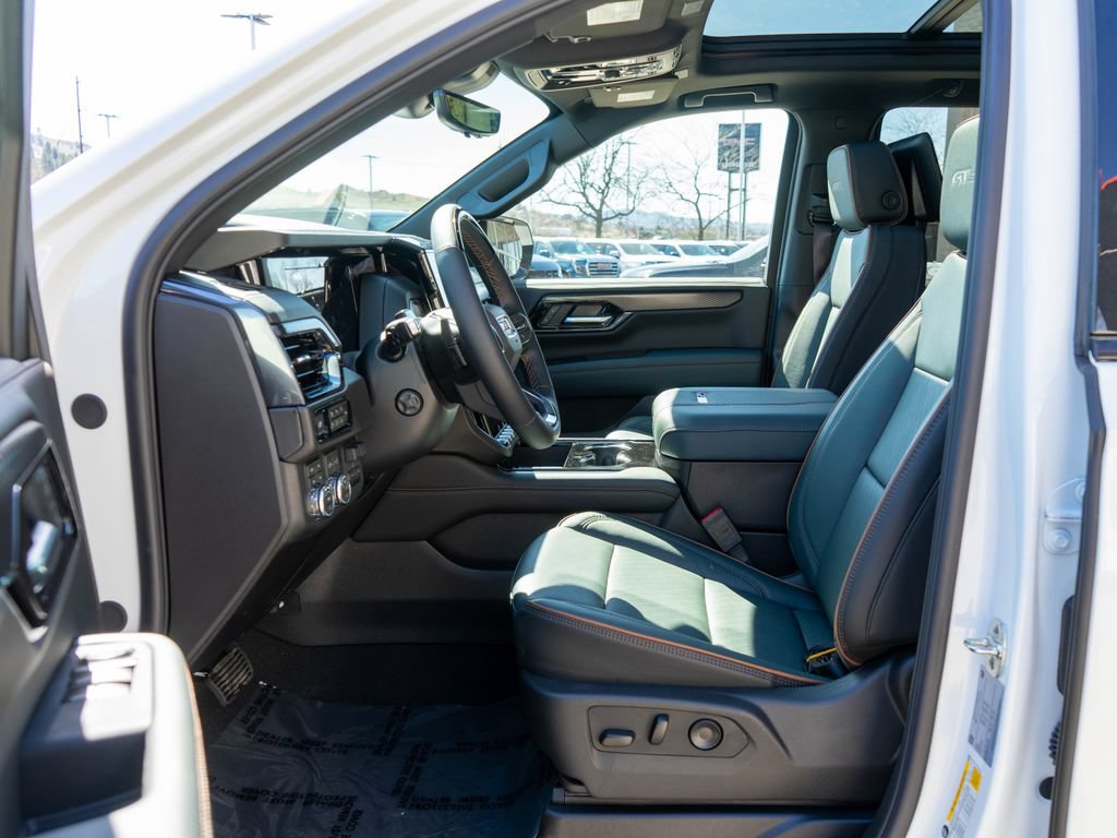 New 2026 GMC Yukon AT4 w/ AT4 Premium Plus Package AWD/4WD image 11