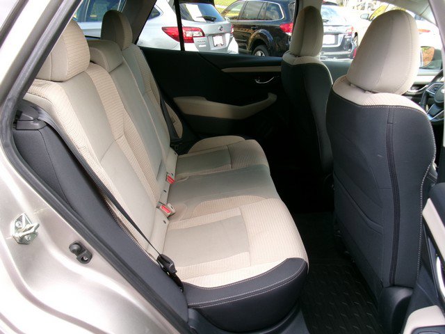 Used 2020 Subaru Outback Premium image 19