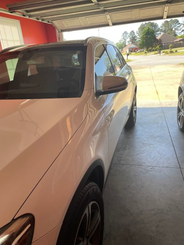 Used 2017 Mercedes-Benz GLC 300 4MATIC image 1