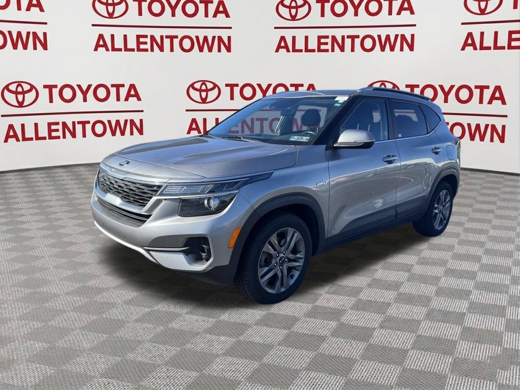 Used 2021 Kia Seltos S AWD/4WD image 2