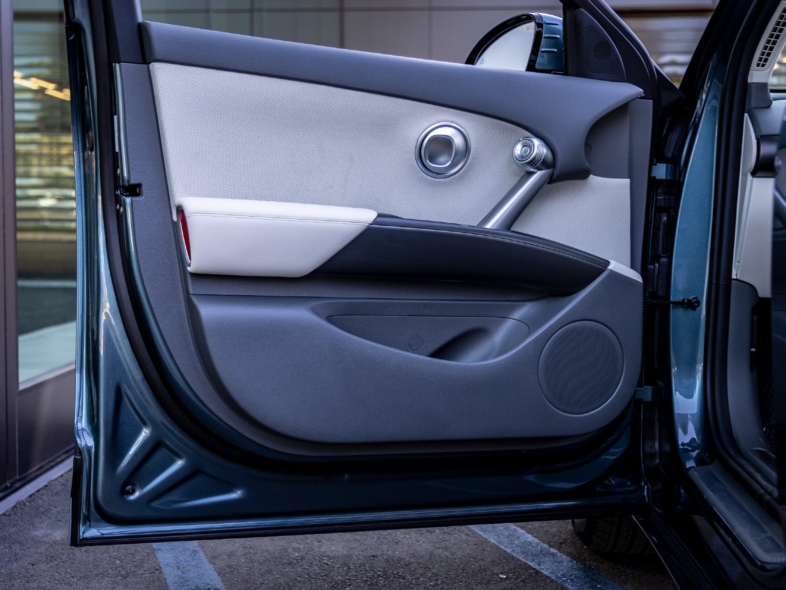 New 2027 Genesis GV60 RWD image 15