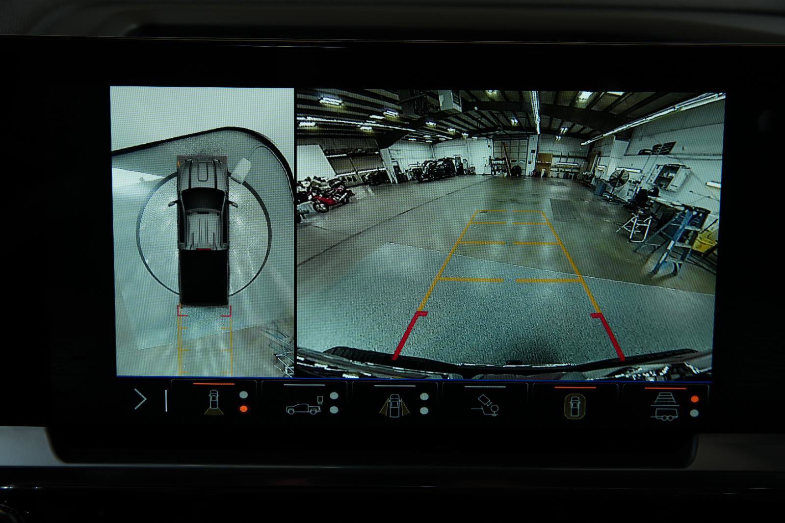 New 2025 GMC Sierra 2500 SLT w/ SLT Premium Package image 36