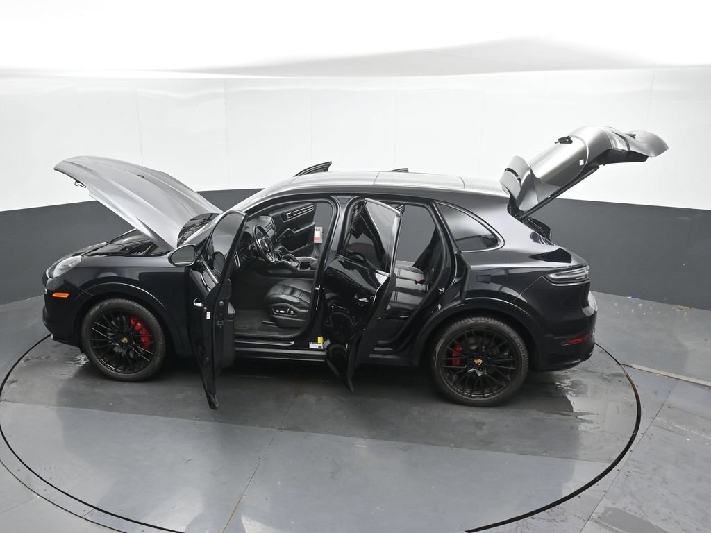 Used 2021 Porsche Cayenne GTS AWD/4WD image 49