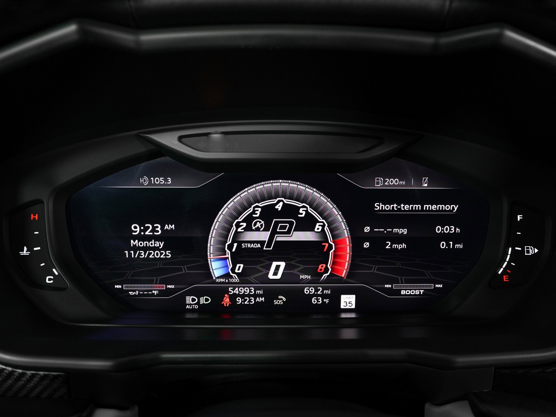 Used 2021 Lamborghini Urus image 18