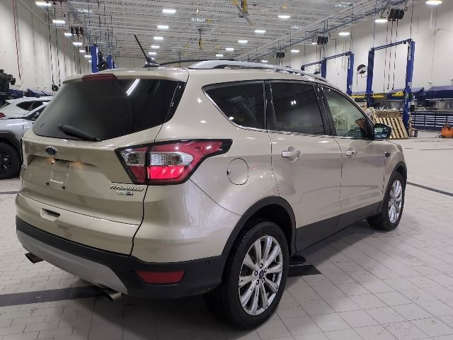 Used 2018 Ford Escape Titanium image 15