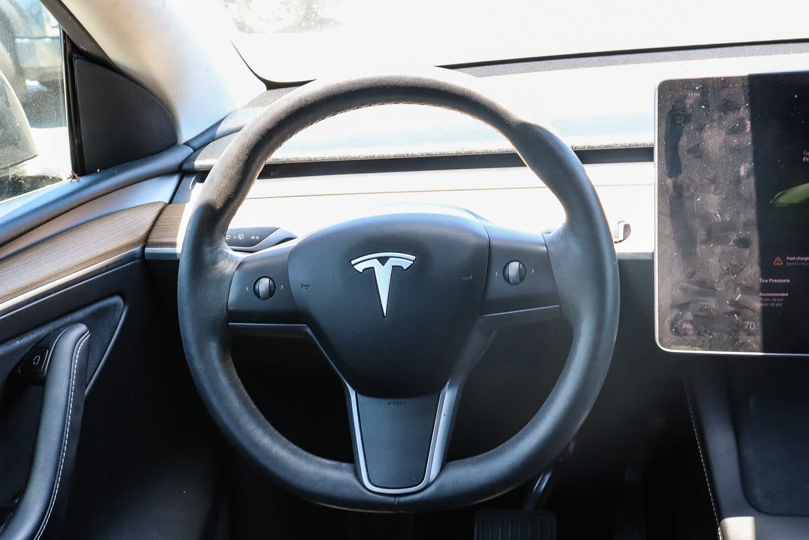 Used 2022 Tesla Model Y Long Range AWD/4WD image 21