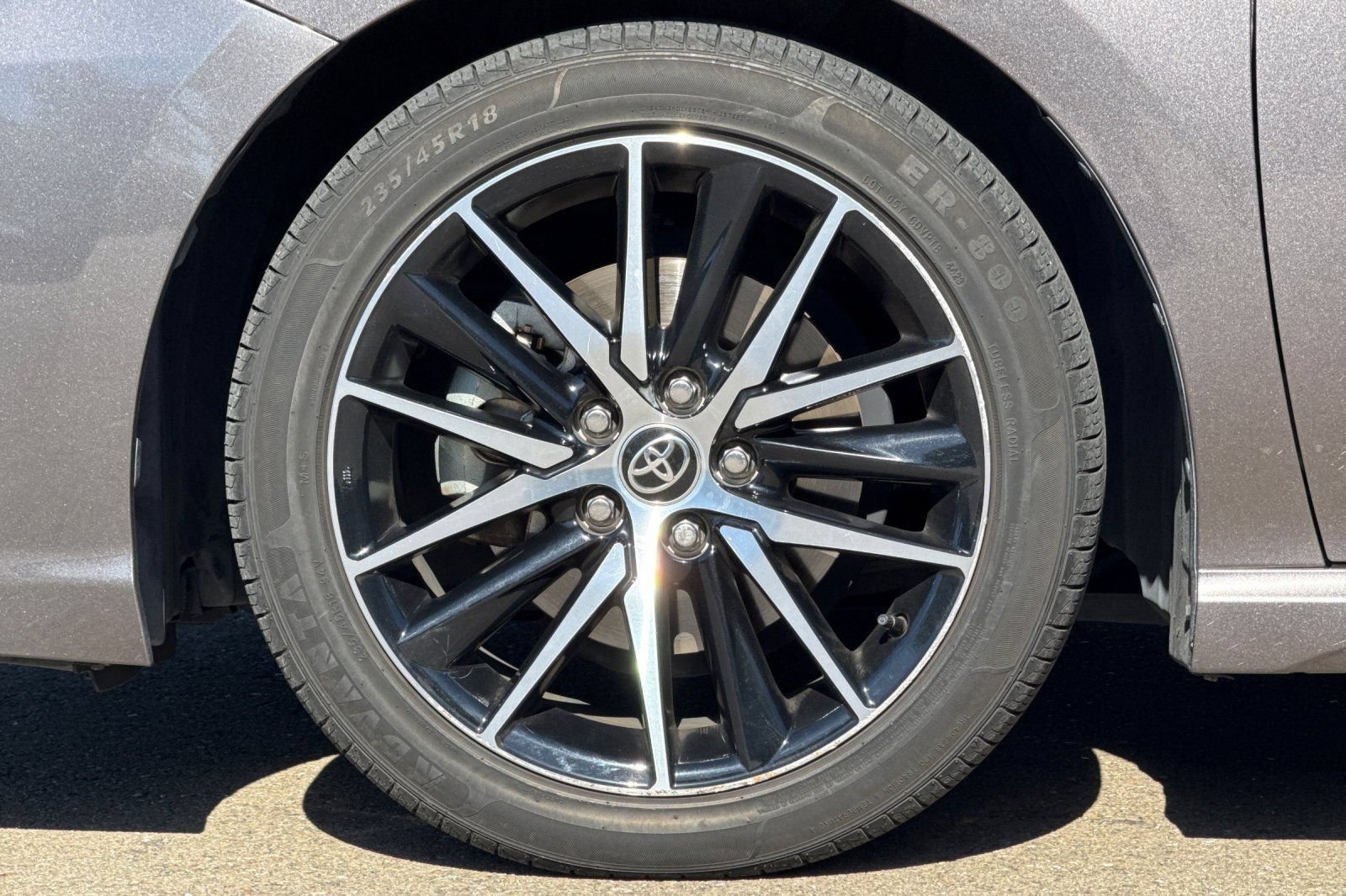 Used 2021 Toyota Camry SE w/ Cold Weather Package FWD image 45
