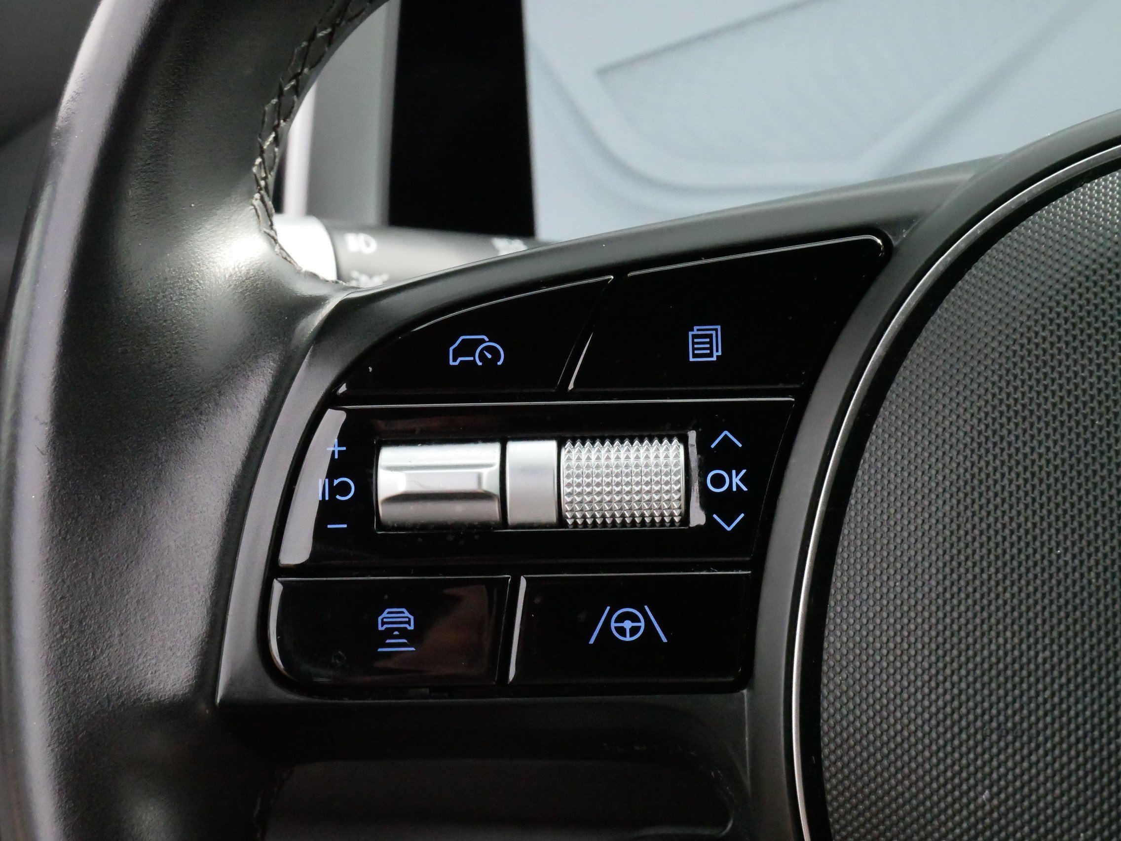 Used 2023 Hyundai Ioniq 6 SEL RWD image 25