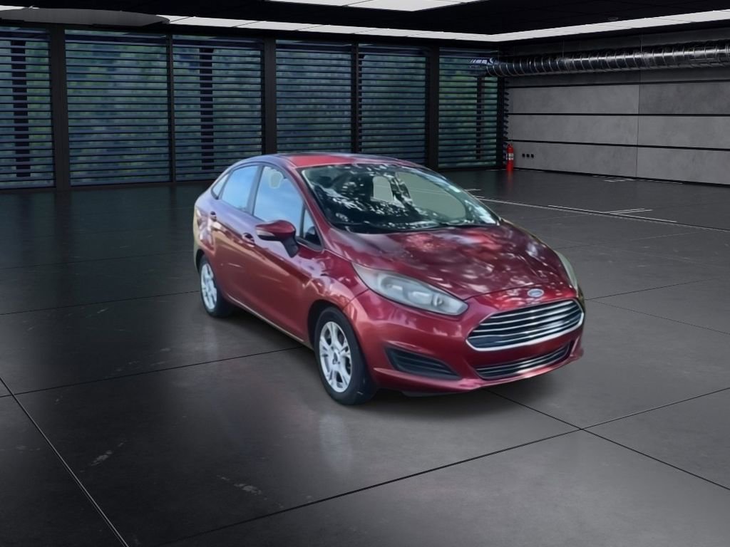 Used 2015 Ford Fiesta SE w/ Comfort Package image 3