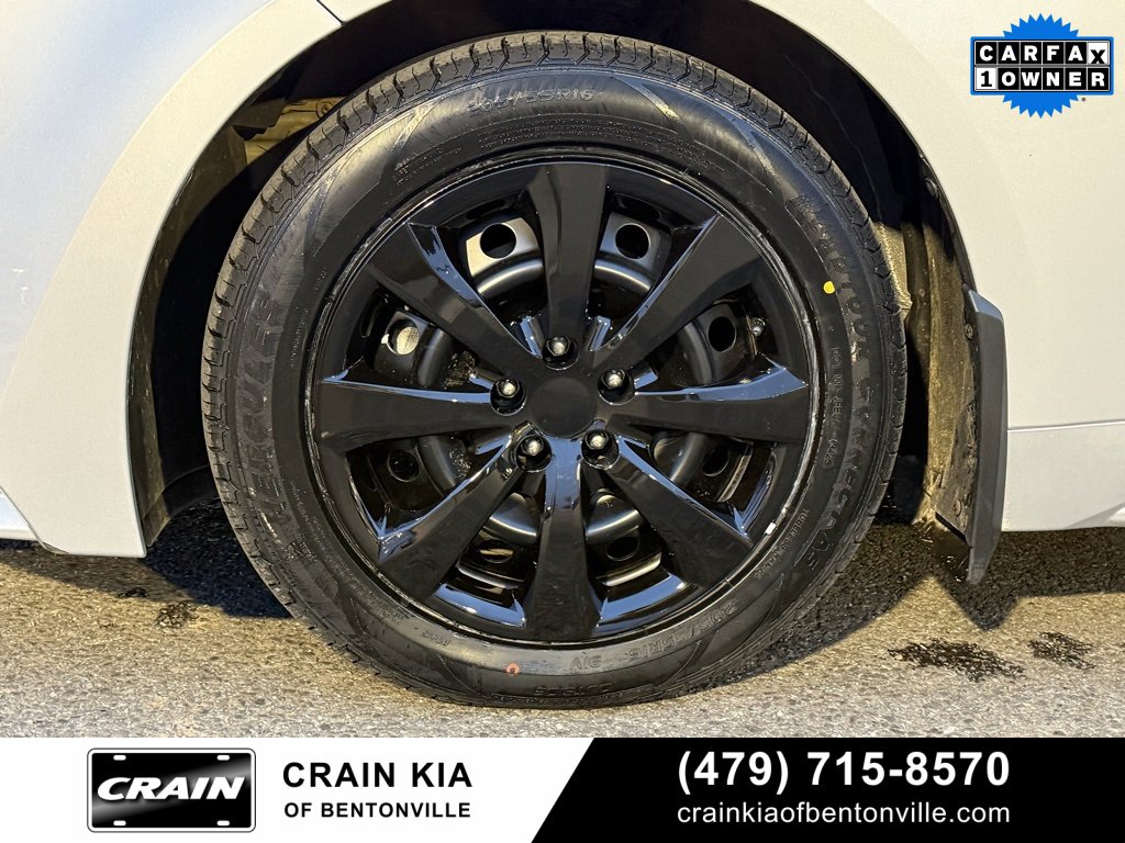 Used 2023 Toyota Corolla LE image 33