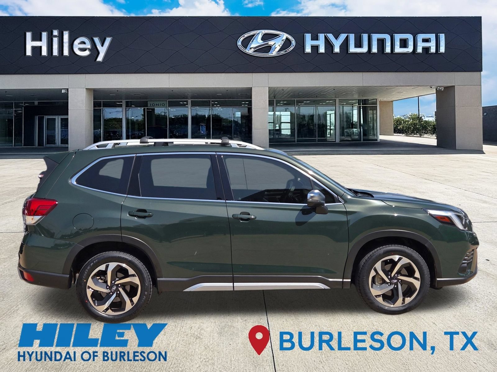 Used 2023 Subaru Forester Touring AWD/4WD image 3
