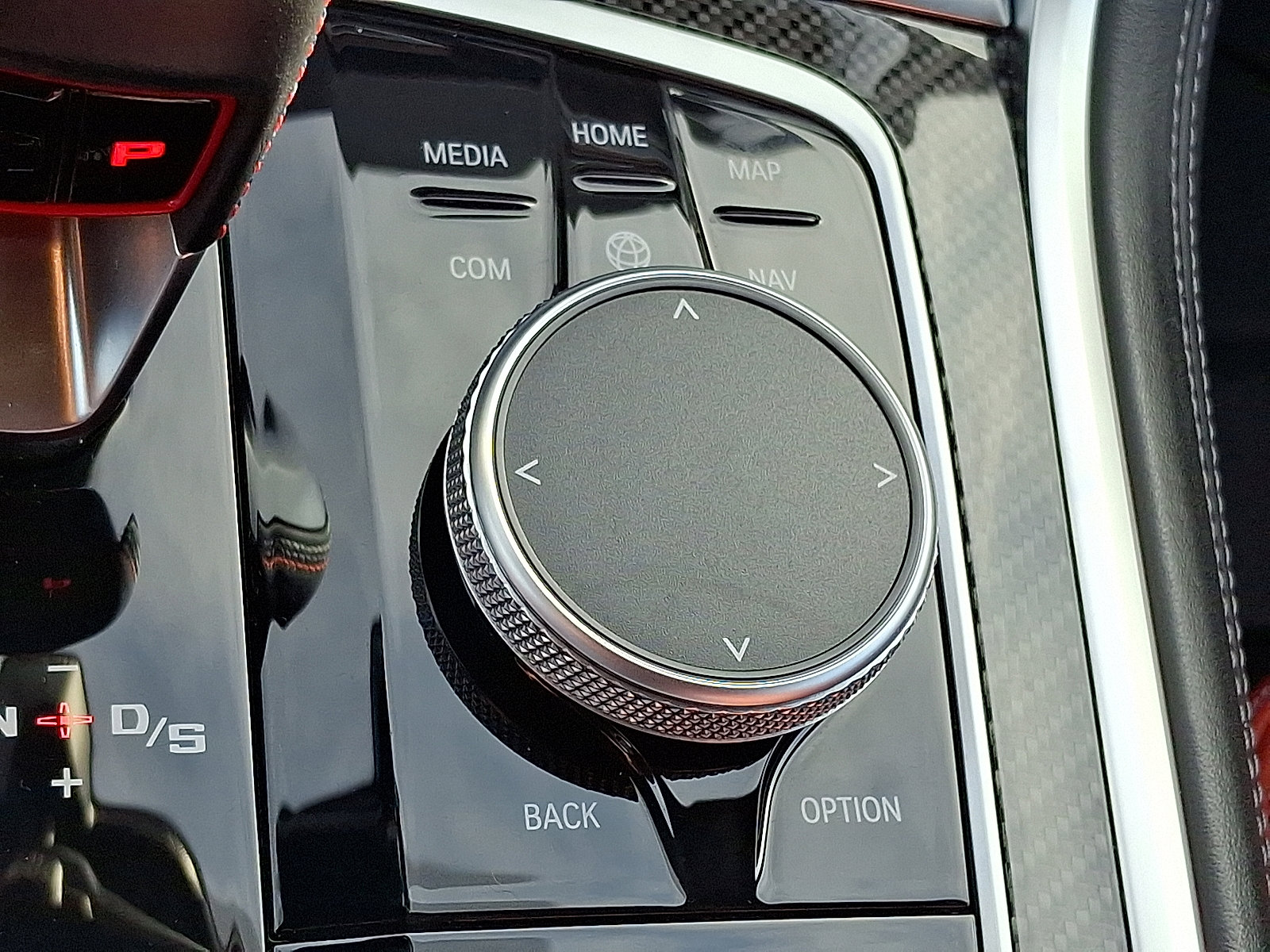 Used 2022 BMW M8 Competition w/ M Carbon Exterior Package image 27