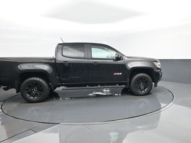 Used 2021 Chevrolet Colorado Z71 w/ Z71 Midnight Edition AWD/4WD image 4