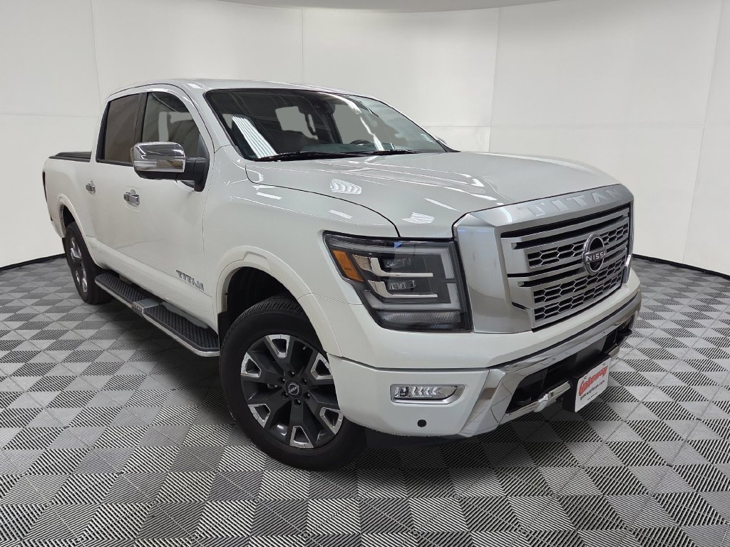 Used 2023 Nissan Titan Platinum Reserve w/ Moonroof Package AWD/4WD image 3
