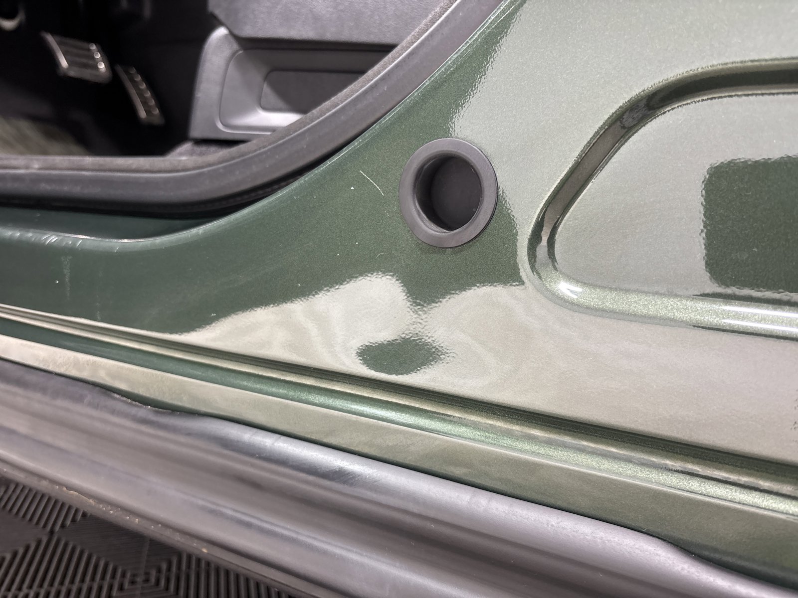 Used 2023 Rivian R1S Adventure image 35