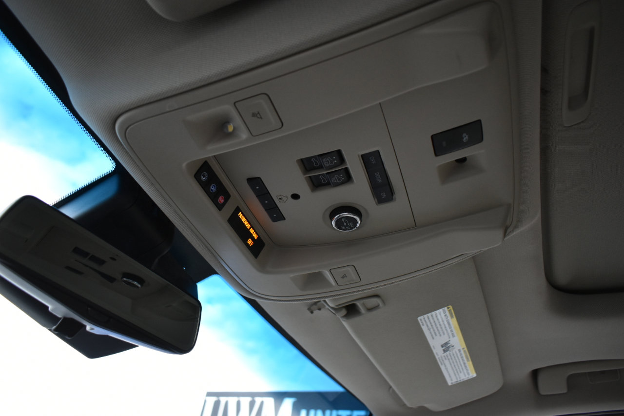 Used 2020 Cadillac Escalade ESV Premium Luxury image 44