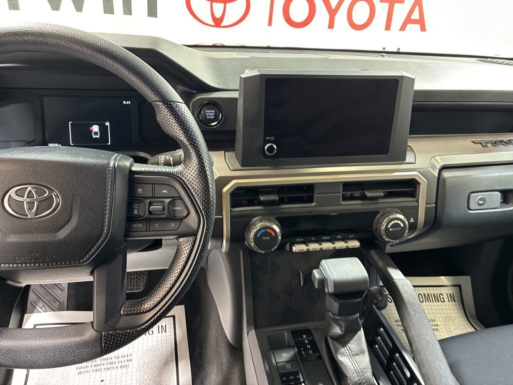 Used 2024 Toyota Tacoma SR5 AWD/4WD image 26