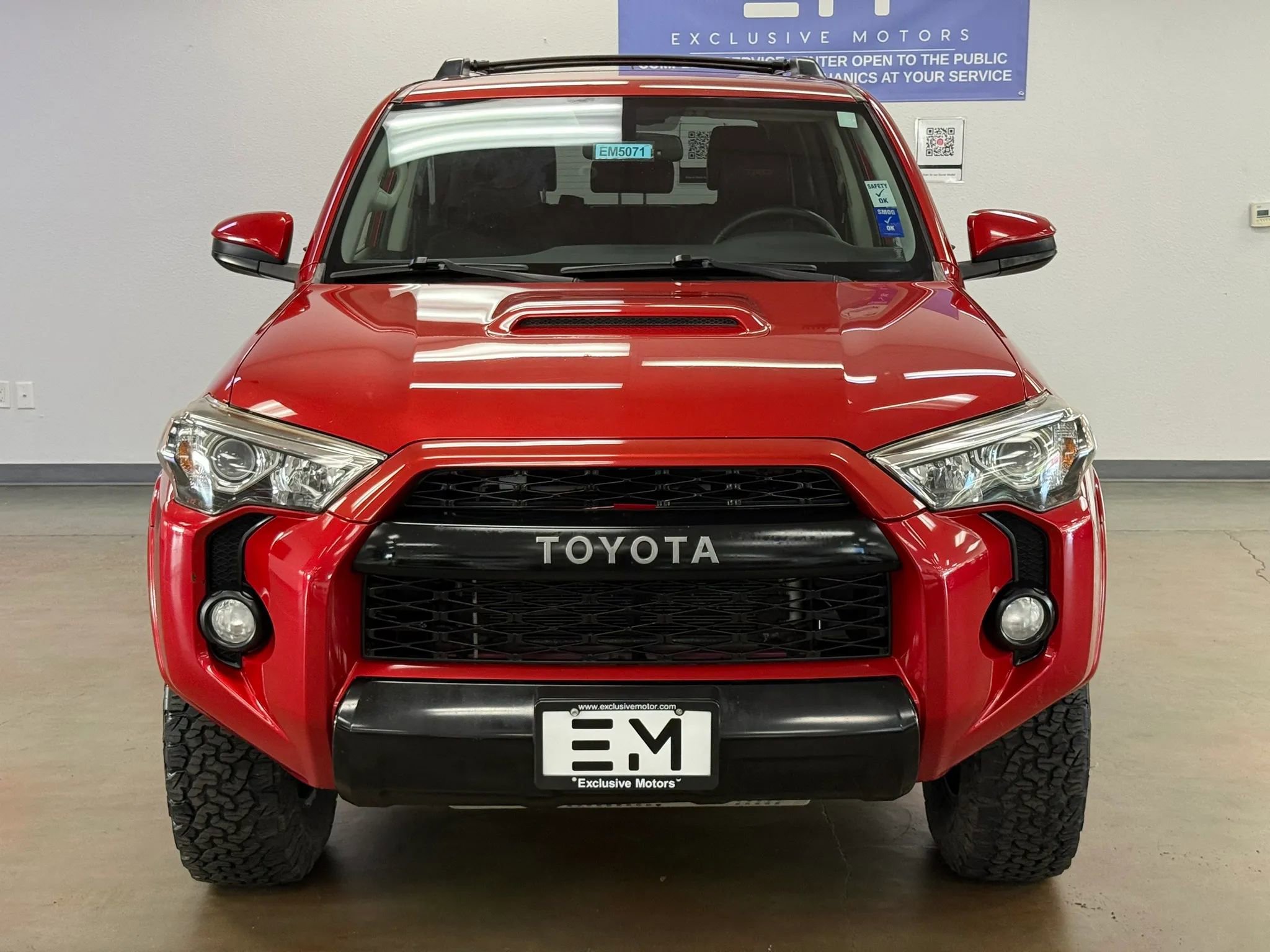 Used 2017 Toyota 4Runner TRD Pro AWD/4WD image 3