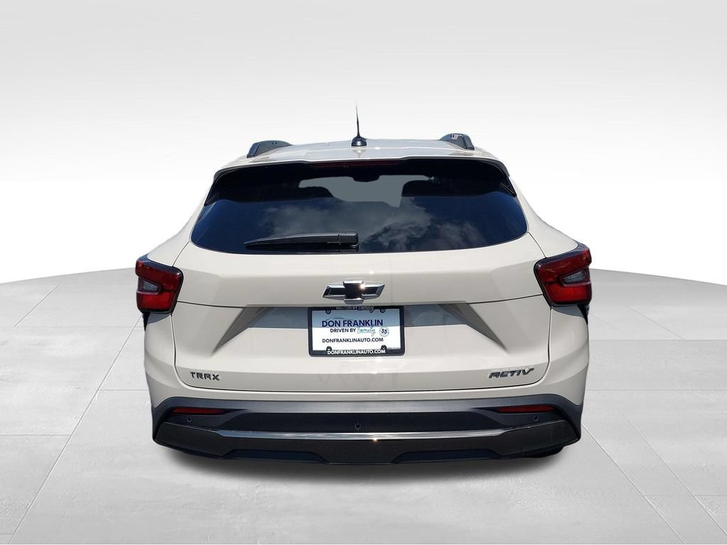 New 2026 Chevrolet Trax ACTIV w/ Driver Confidence Package FWD image 4
