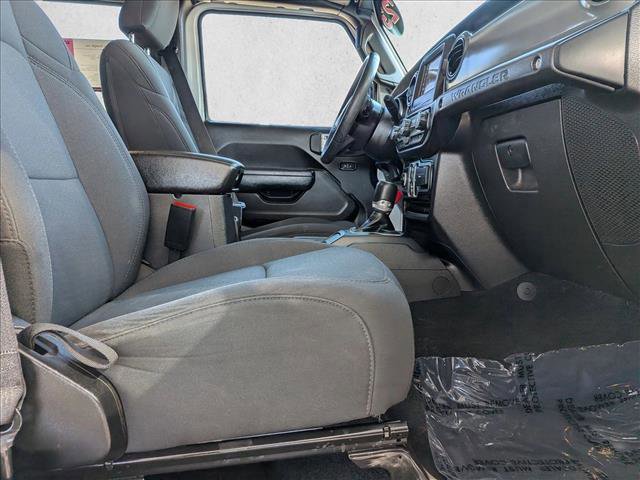 Used 2023 Jeep Wrangler Unlimited AWD/4WD image 22