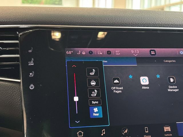 New 2025 Jeep Wagoneer Series II w/ Convenience Group I image 15