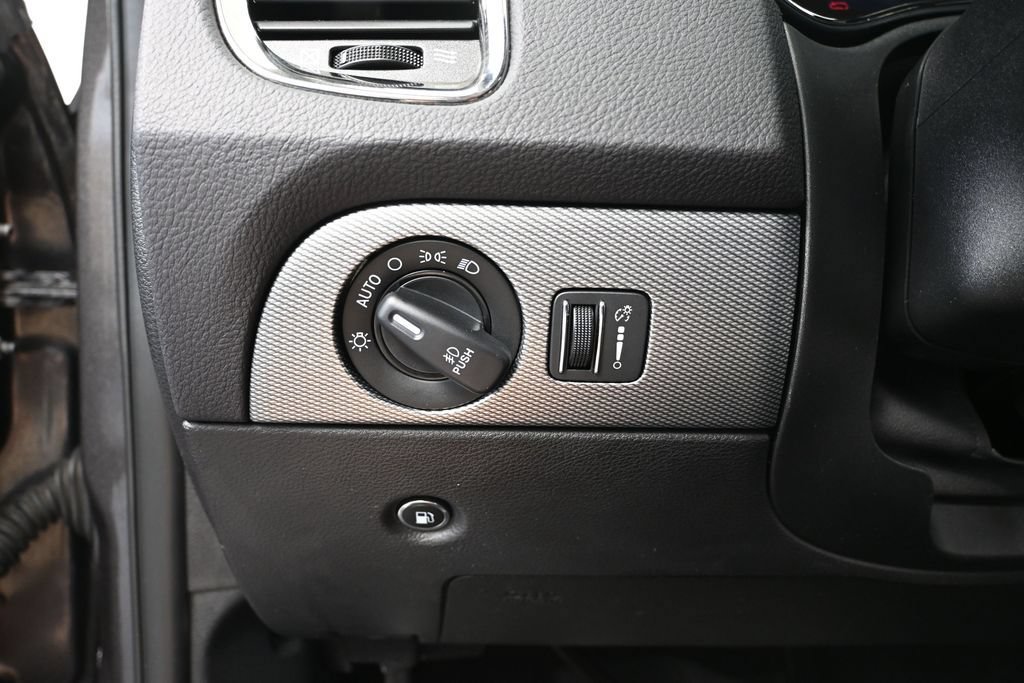 Used 2019 Dodge Durango GT AWD/4WD image 33