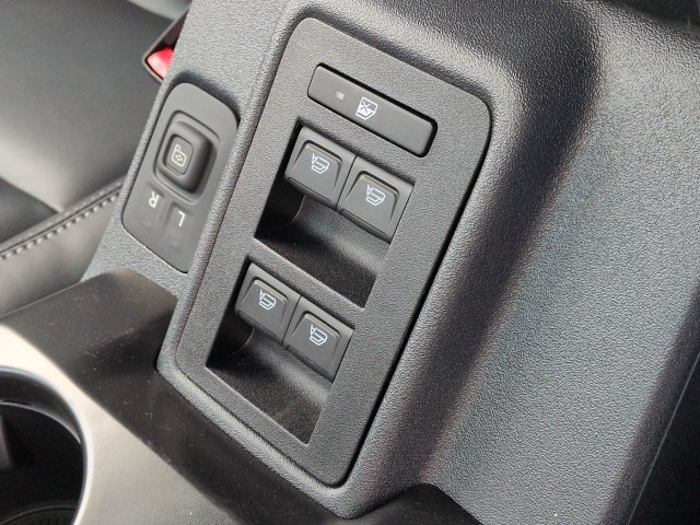 New 2026 Ford Bronco Outer Banks w/ Sasquatch Package AWD/4WD image 25