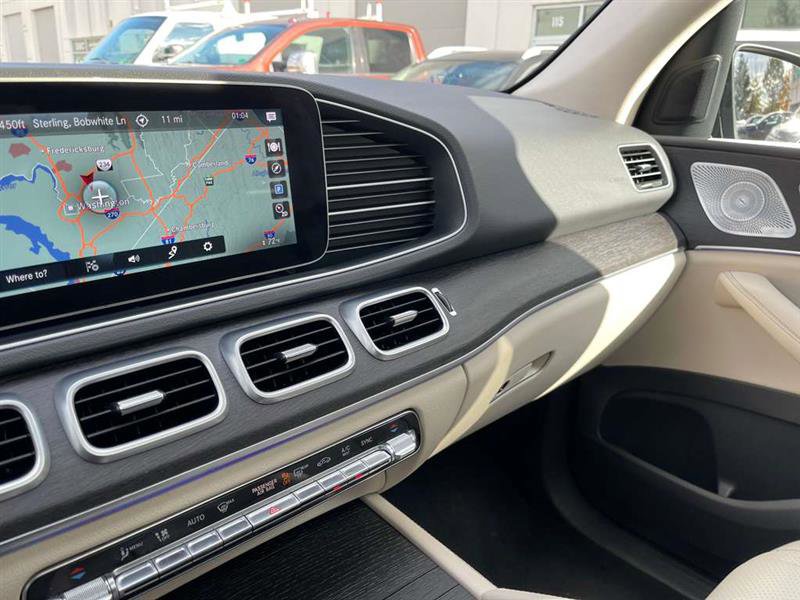 Used 2020 Mercedes-Benz GLE 350 4MATIC w/ Premium Package image 30