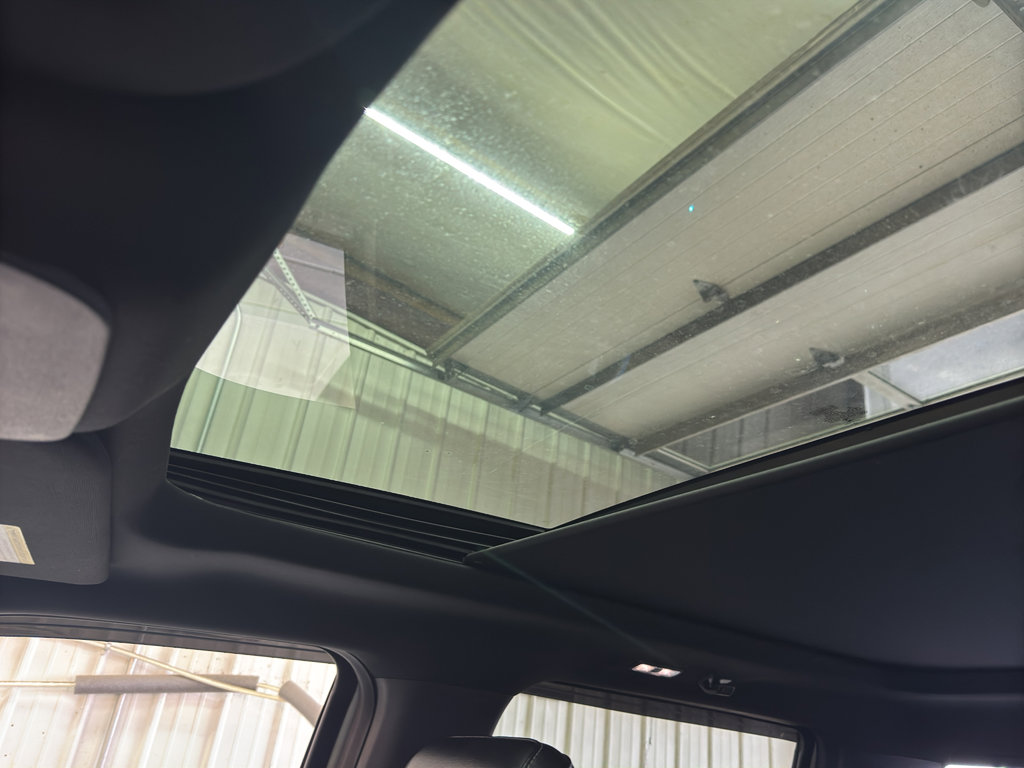 Used 2023 Ford F150 Lariat image 39