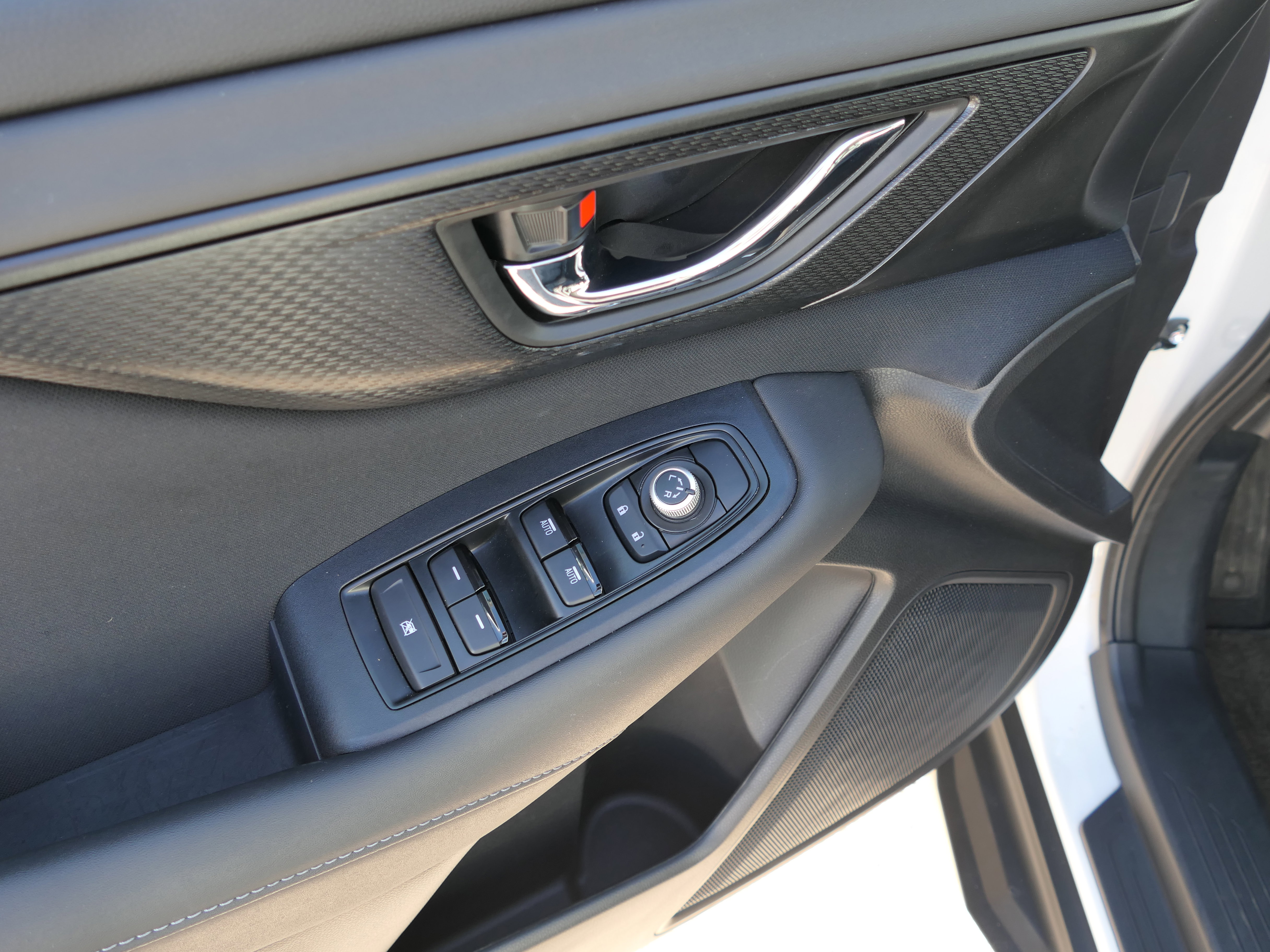 Certified 2025 Subaru Outback Premium image 12