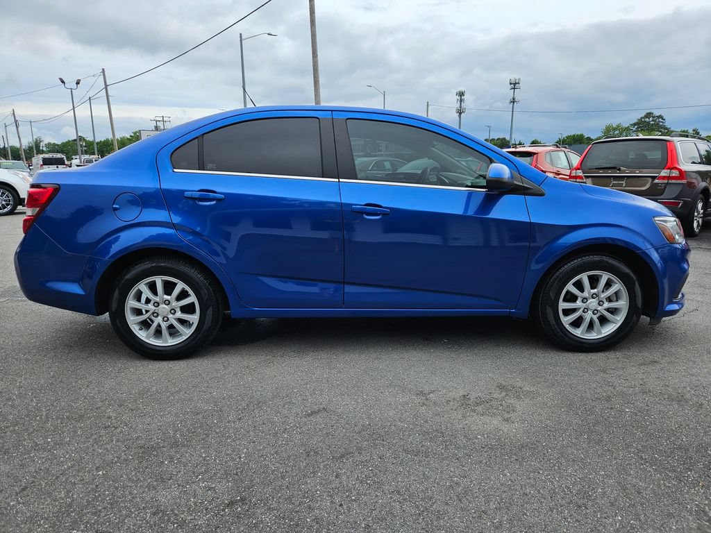Used 2019 Chevrolet Sonic LT FWD image 4