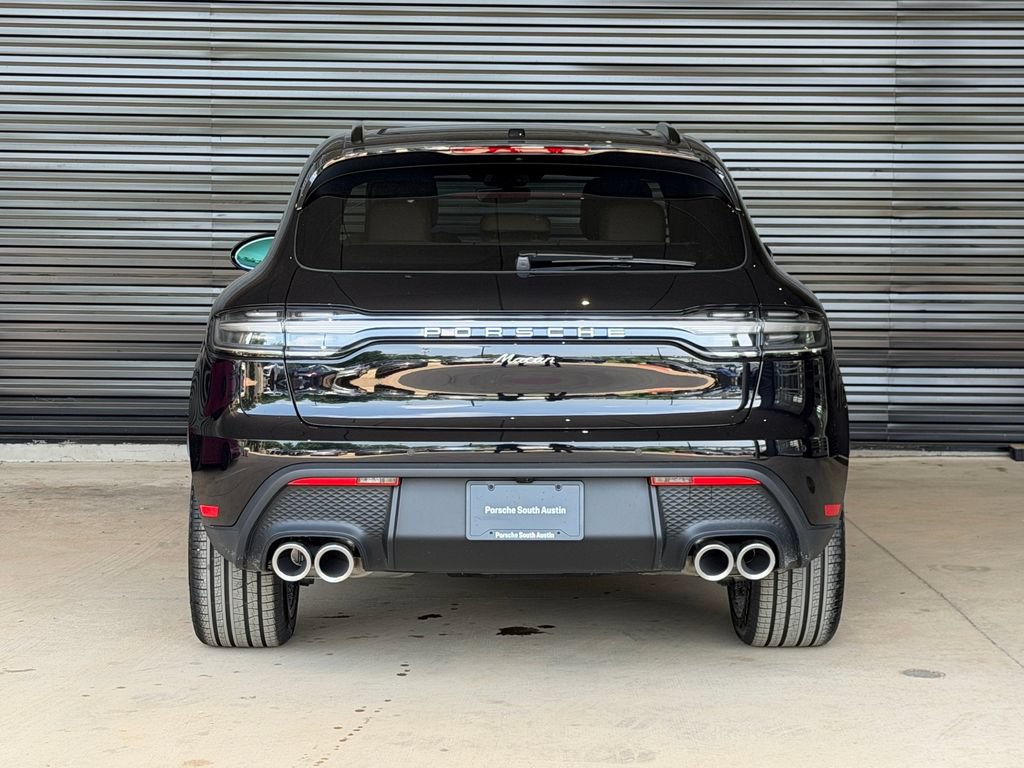 New 2026 Porsche Macan AWD/4WD image 9