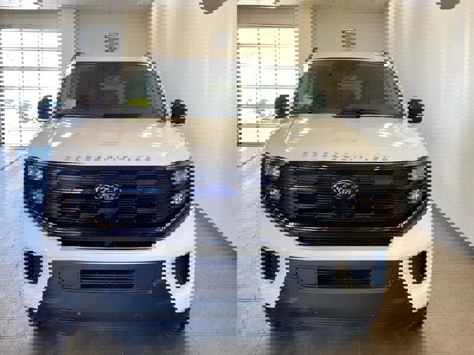 New 2026 Ford Expedition Active image 3