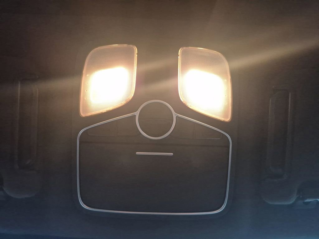 Used 2014 Kia Sorento SX w/ 3rd Row Package image 48