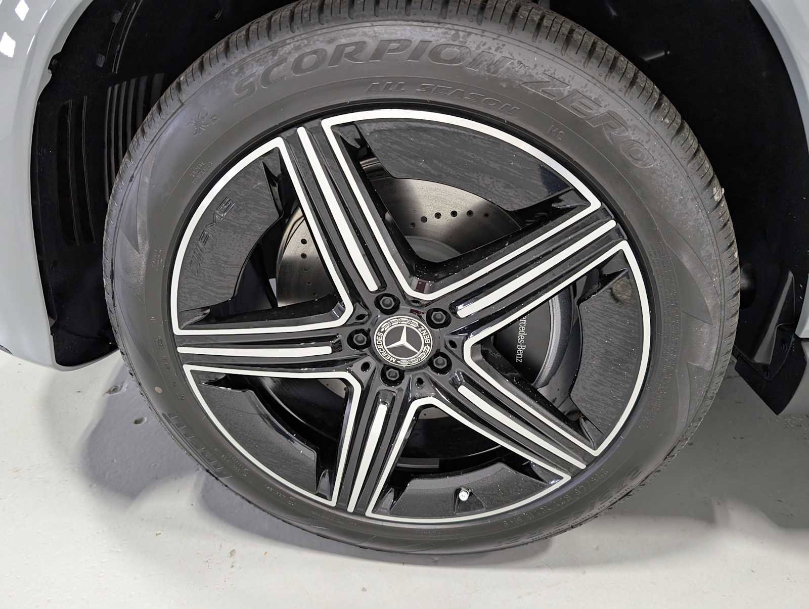 New 2026 Mercedes-Benz GLE 350 4MATIC image 3