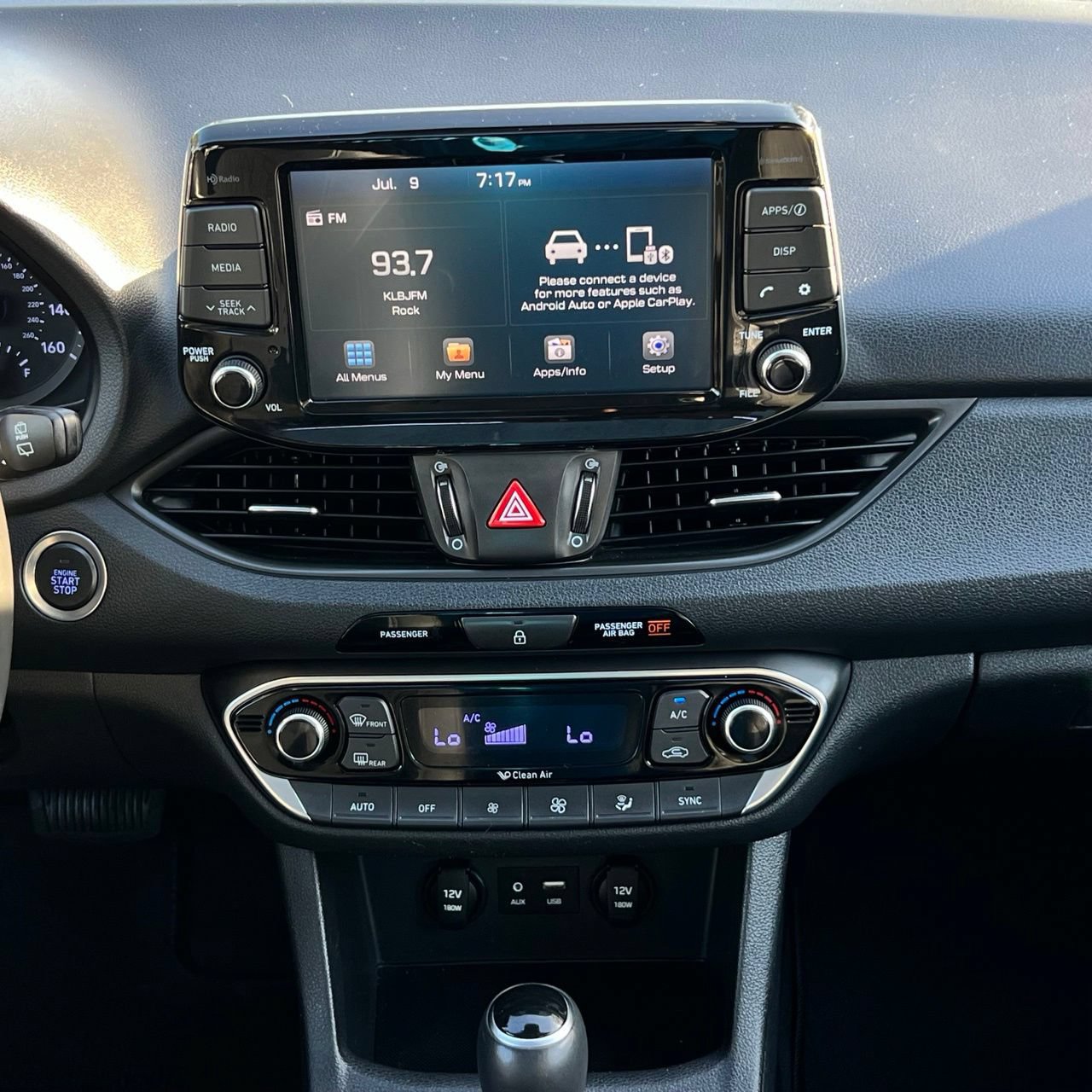 Used 2020 Hyundai Elantra GT w/ Style Package 02 FWD image 17