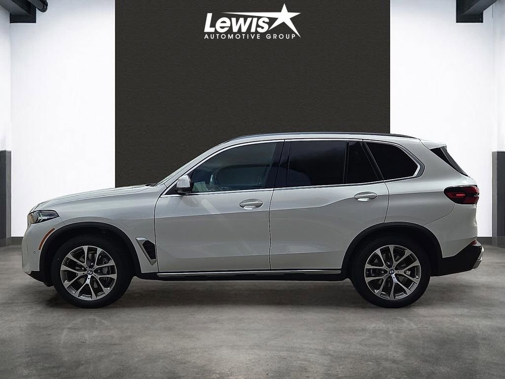 Used 2024 BMW X5 xDrive40i AWD/4WD image 2