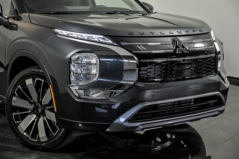 New 2026 Mitsubishi Outlander SEL AWD/4WD image 2