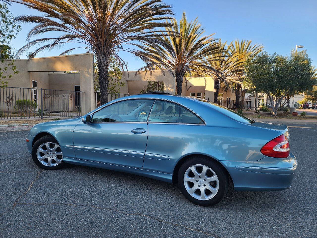 Used 2004 Mercedes-Benz CLK 320 Coupe image 8