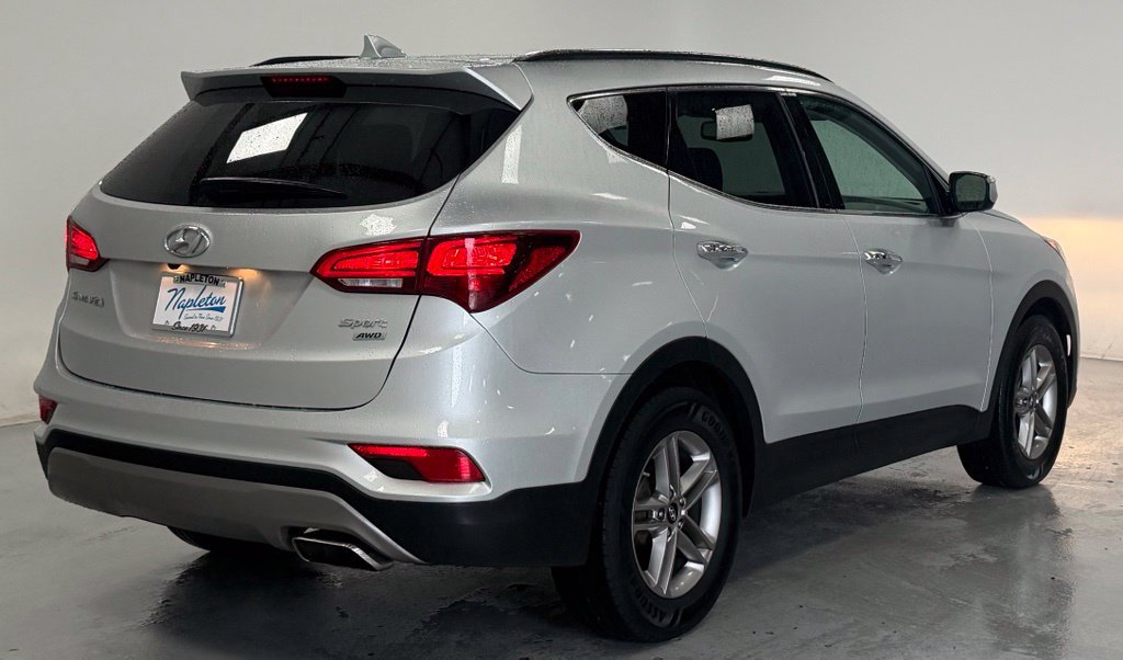 Used 2017 Hyundai Santa Fe Sport AWD/4WD image 3