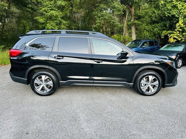 Used 2024 Subaru Ascent Premium w/ Convenience Package image 4