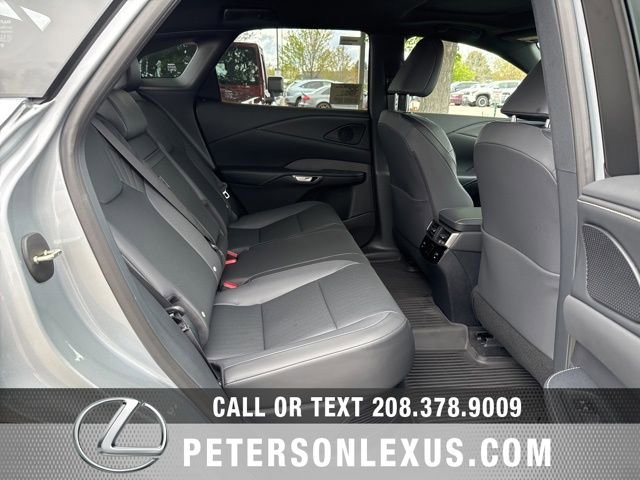 New 2026 Lexus RX 450h AWD image 17