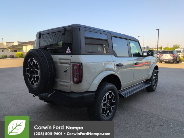 New 2026 Ford Bronco Outer Banks AWD/4WD image 3