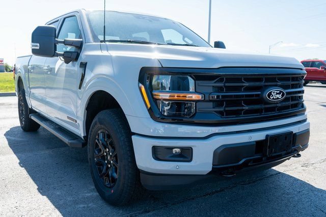 New 2026 Ford F150 XLT w/ Equipment Group 302A MID AWD/4WD image 4
