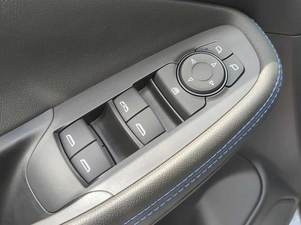 Used 2026 Buick Encore GX Sport Touring w/ Experience Buick Package image 22